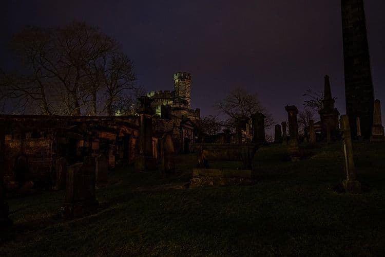 old calton cementerio.jpg