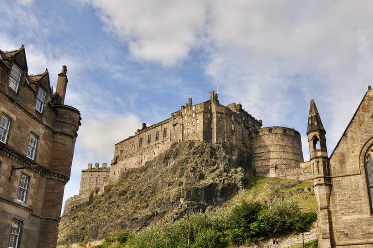 Edinburgh castle.jpg
